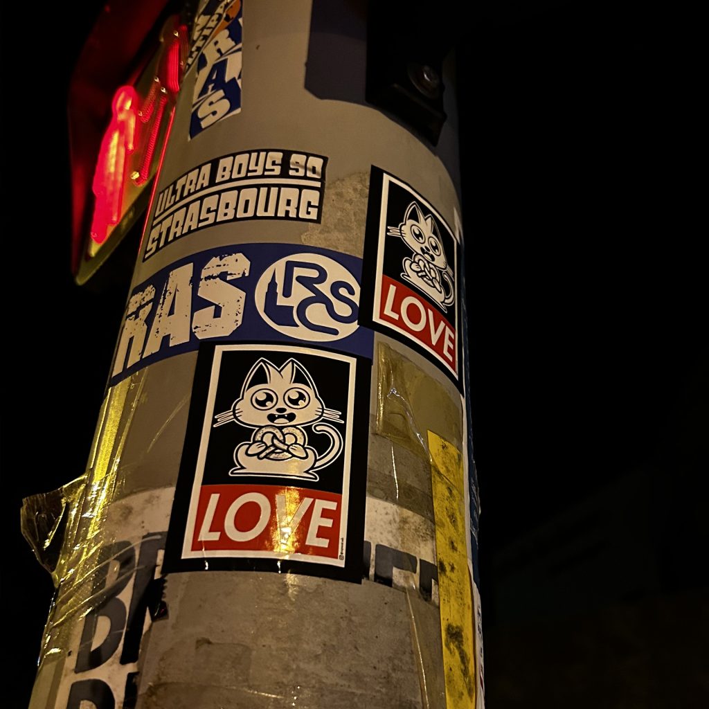 Sticker Supacat Always Love - Supacat Street Art Strasbourg