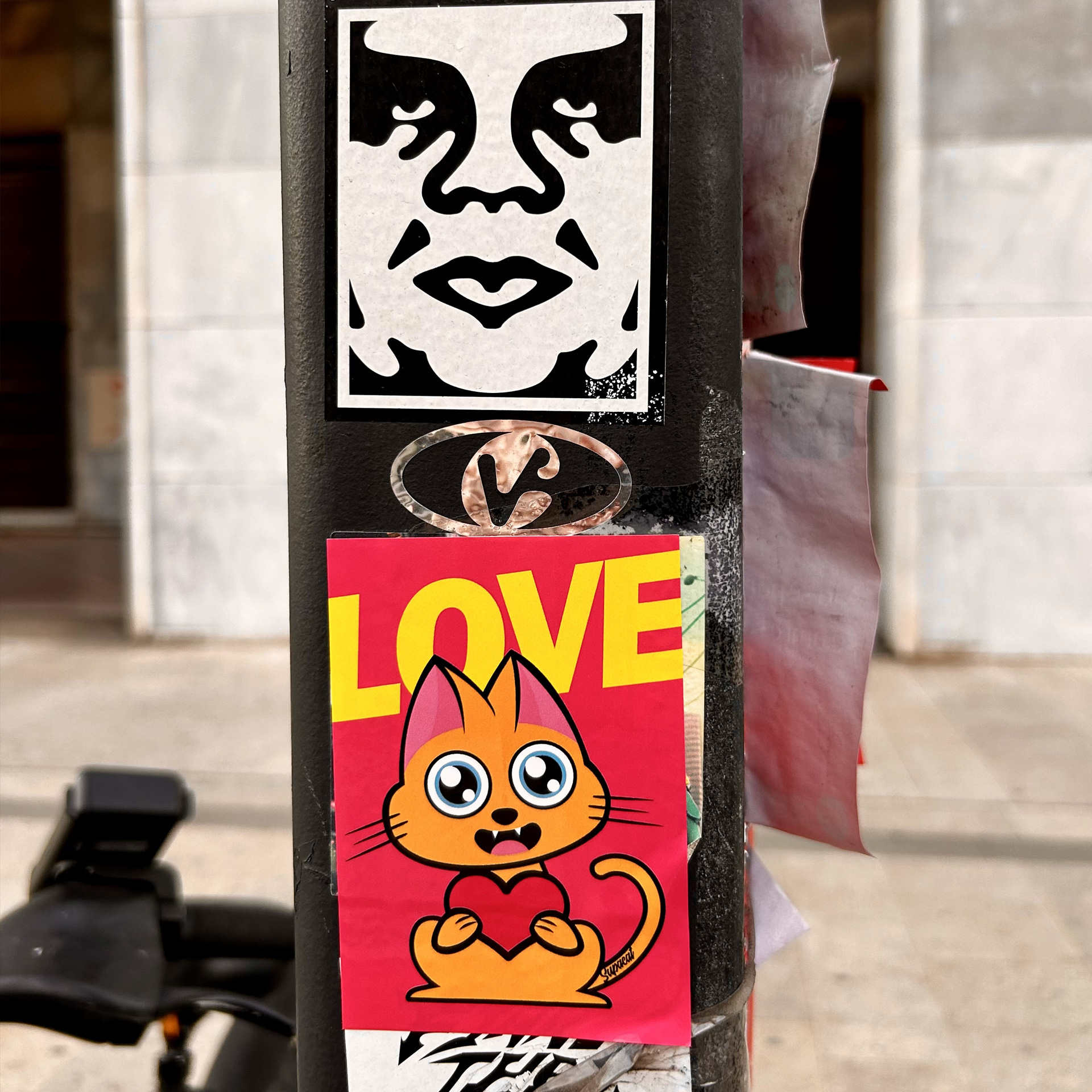 Sticker Supacat Pink Always Love - Supacat Street Art Strasbourg